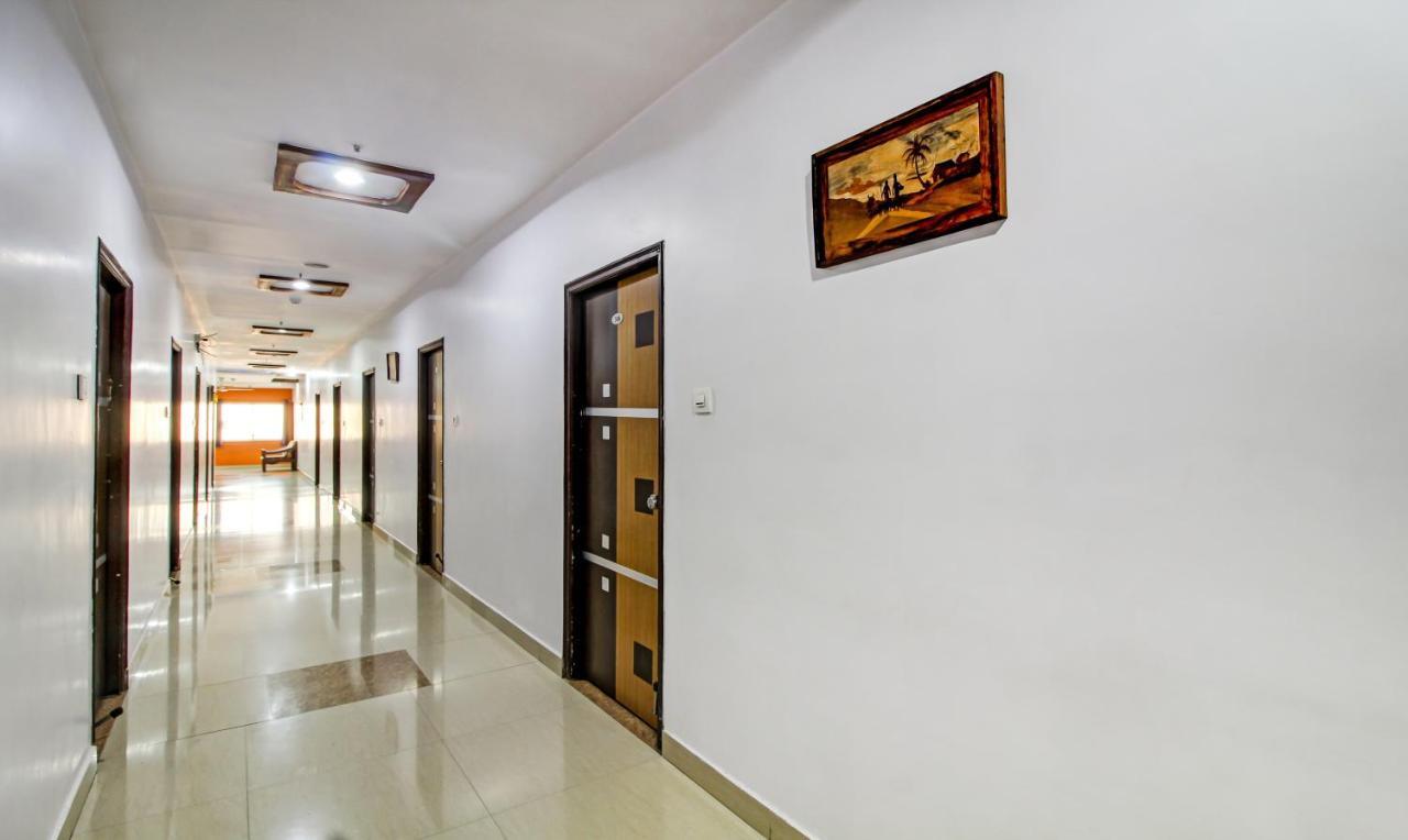 Hotel S Y N Residency Haidarábád Kültér fotó